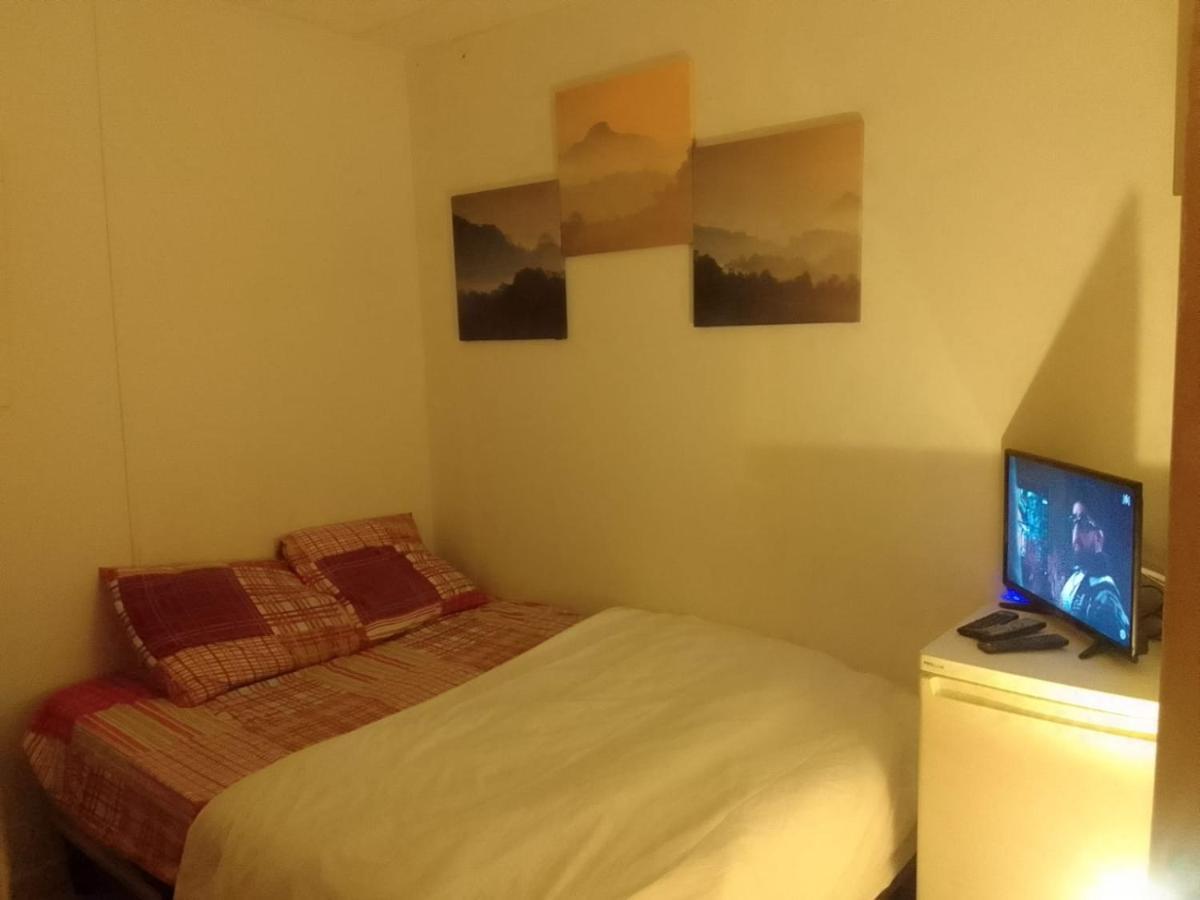 Simple Colocation Rooms Garges les Gonesse Bagian luar foto